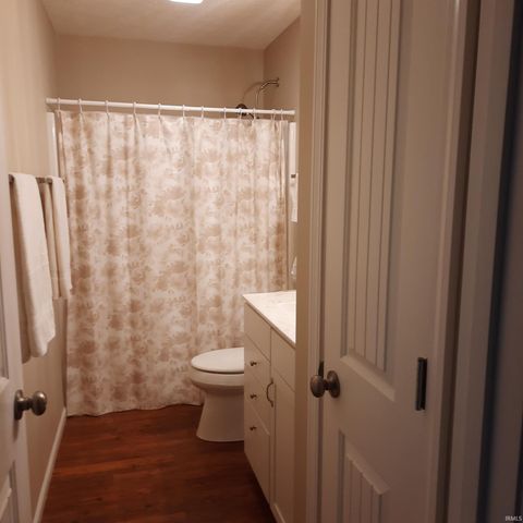 726 E 3rd Street, Mishawaka, IN 46544