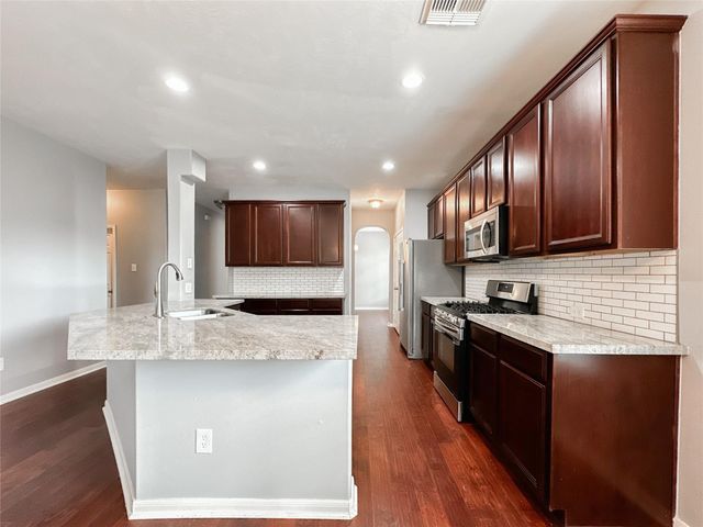 6810 Summer Bridge Lane, Spring, TX 77379