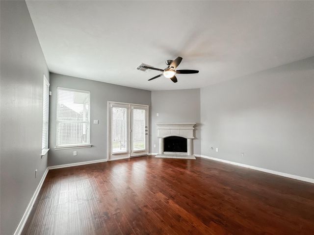 6810 Summer Bridge Lane, Spring, TX 77379