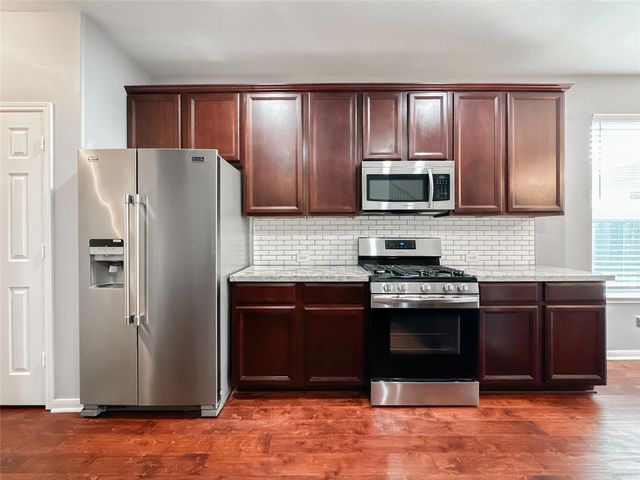 6810 Summer Bridge Lane, Spring, TX 77379