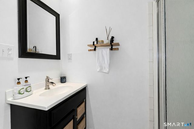 134 Killian Avenue, Trumbull, CT 06611