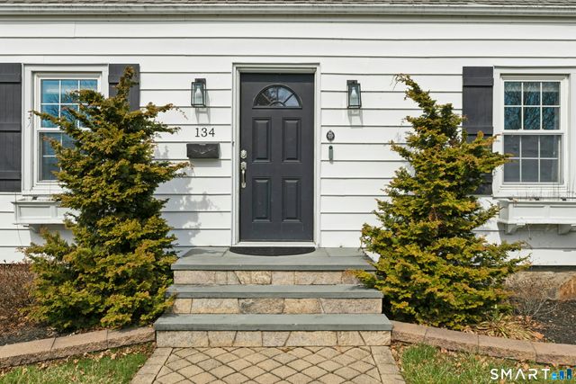 134 Killian Avenue, Trumbull, CT 06611