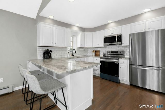 134 Killian Avenue, Trumbull, CT 06611