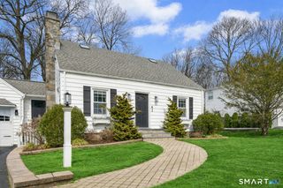 134 Killian Avenue, Trumbull, CT 06611