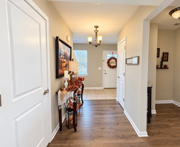 1268 Scarcroft Ln, Nashville, TN 37221