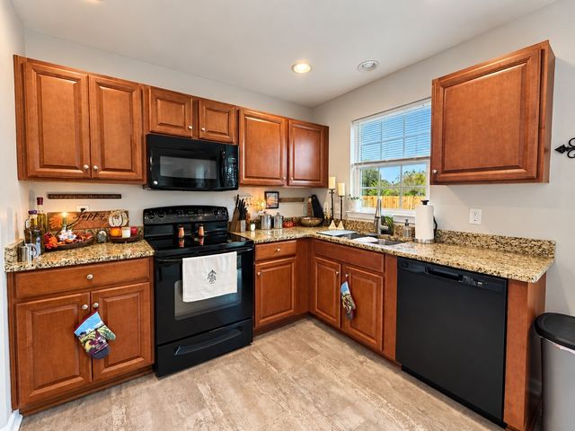 1268 Scarcroft Ln, Nashville, TN 37221