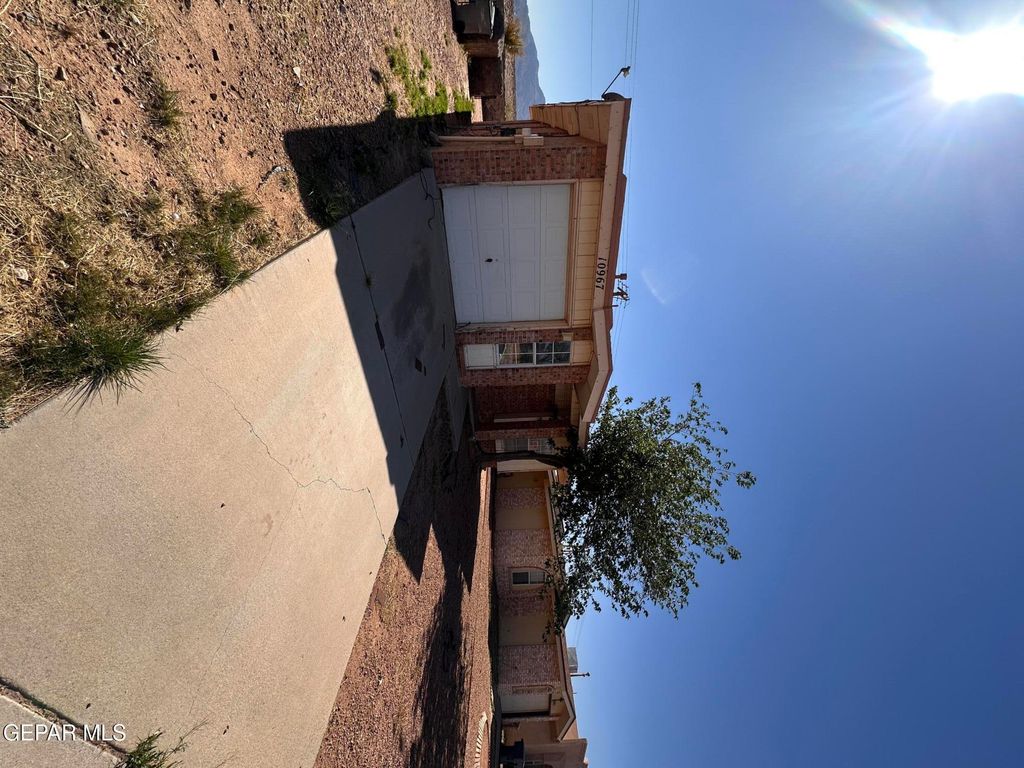 10967 STONEBRIDGE Drive, El Paso, TX 79934