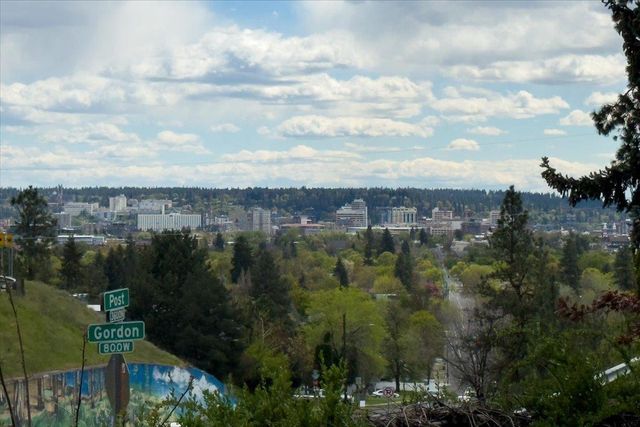 801 W Kiernan Ave, Spokane, WA 99205