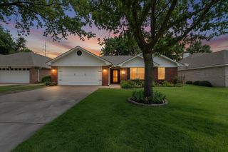 328 Northwood Boulevard, Corsicana, TX 75110