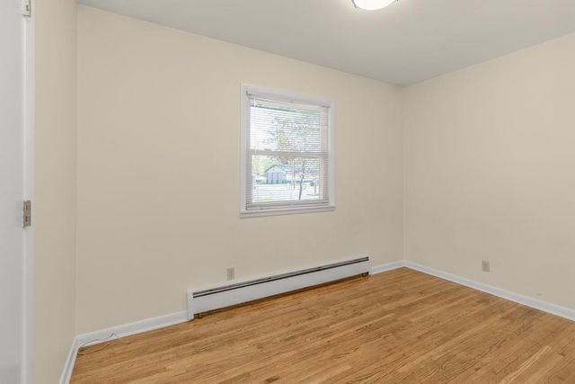 105 Warner Avenue S, Willernie, MN 55090