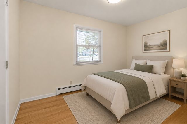 105 Warner Avenue S, Willernie, MN 55090