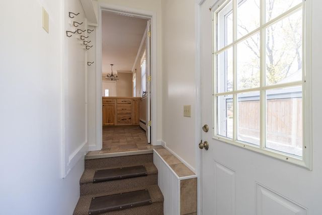 105 Warner Avenue S, Willernie, MN 55090