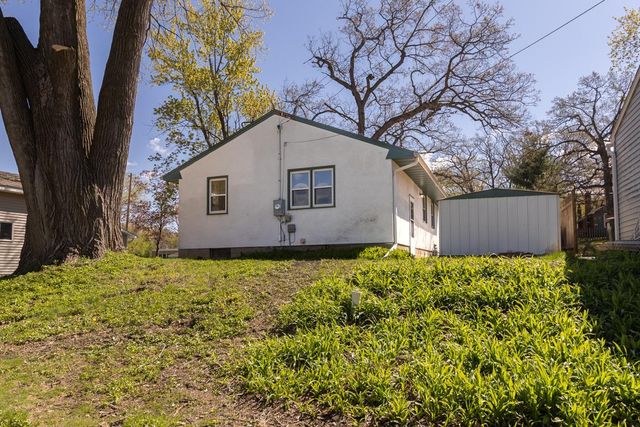 105 Warner Avenue S, Willernie, MN 55090