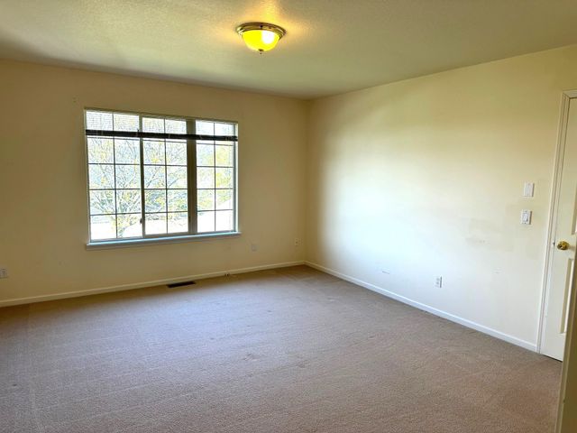 1511 Eastpointe Drive, Pleasant, MI 48858