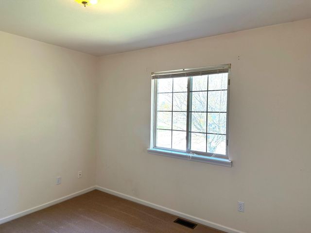 1511 Eastpointe Drive, Pleasant, MI 48858