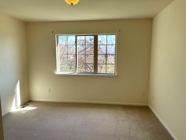 1511 Eastpointe Drive, Pleasant, MI 48858
