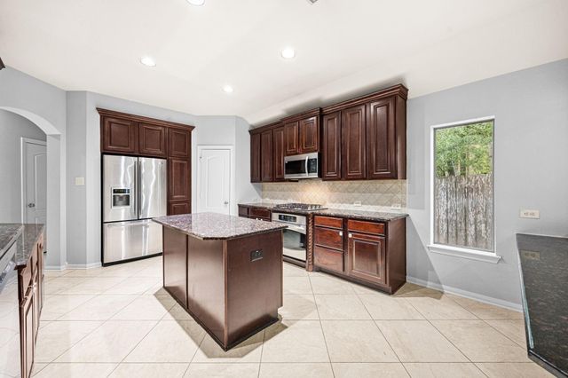 802 Floriencia Street, Sugar Land, TX 77479