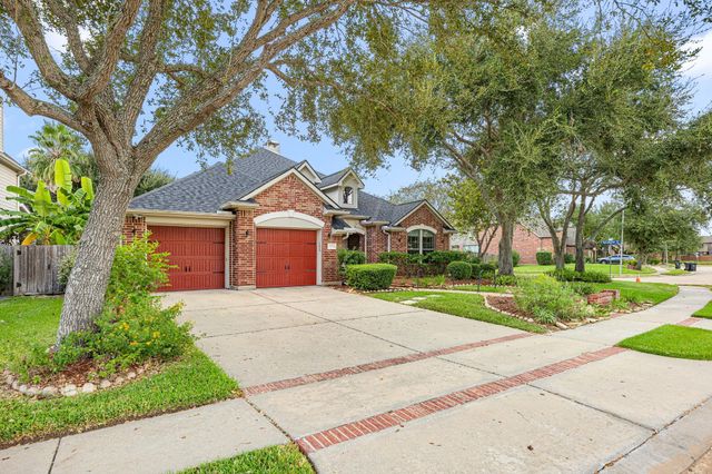 802 Floriencia Street, Sugar Land, TX 77479