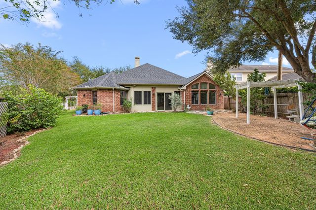 802 Floriencia Street, Sugar Land, TX 77479