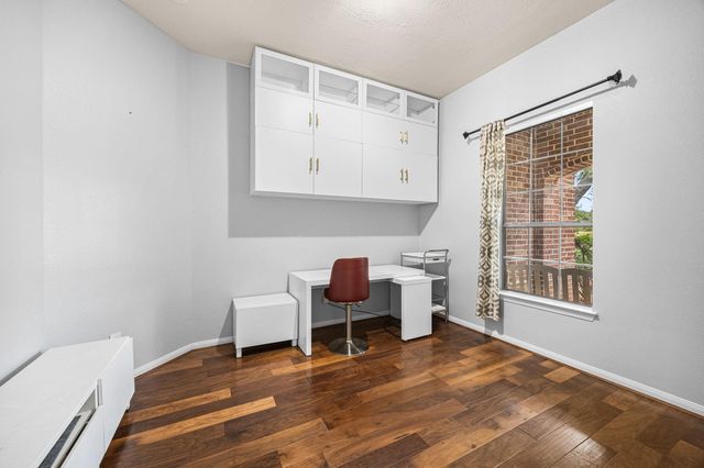 802 Floriencia Street, Sugar Land, TX 77479