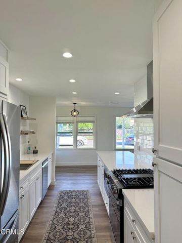 109 S Glenn Drive, Camarillo, CA 93010