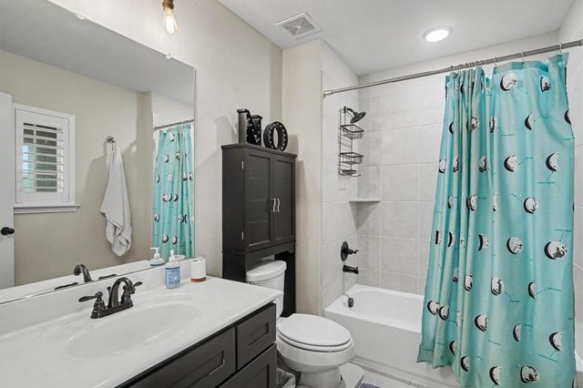 2761 San Nicolo Lane, League City, TX 77573