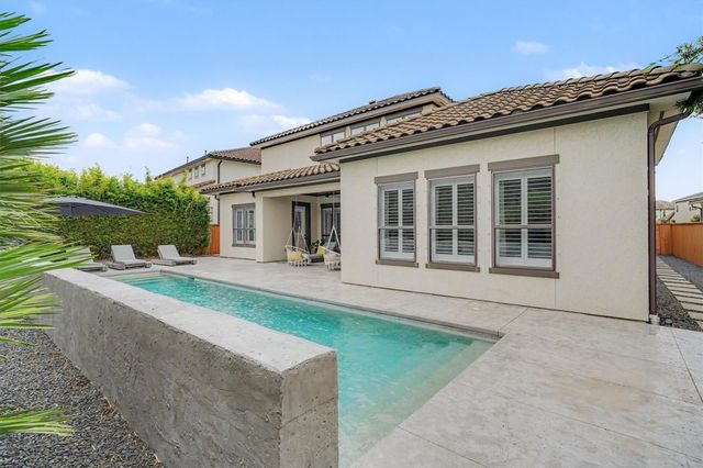 2761 San Nicolo Lane, League City, TX 77573