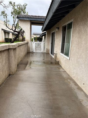 7001 Church Avenue 15, Highland, CA 92346