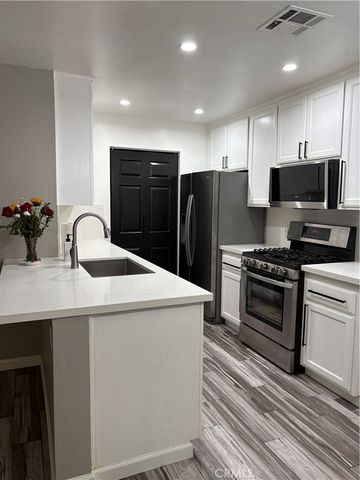 7001 Church Avenue 15, Highland, CA 92346