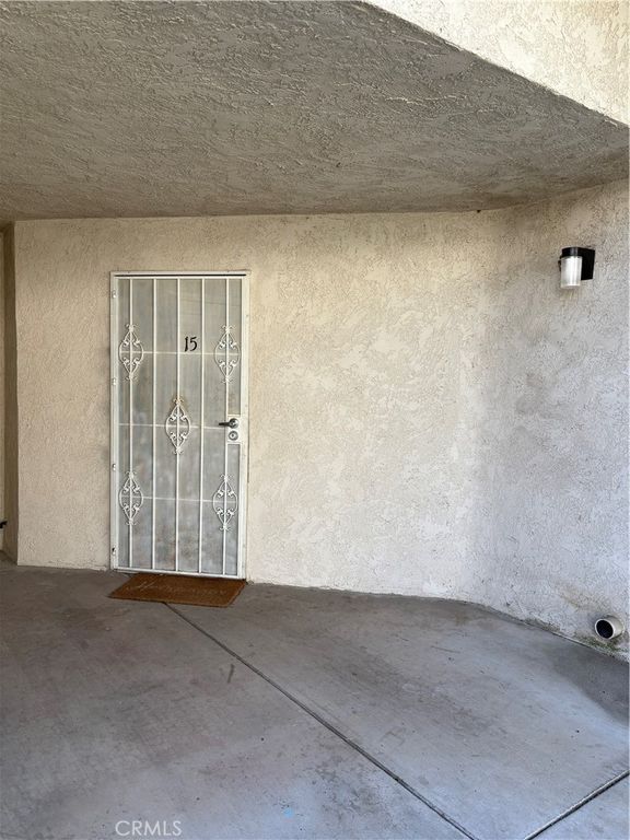 7001 Church Avenue 15, Highland, CA 92346
