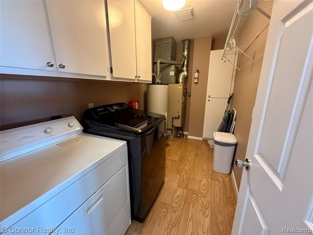 1660 River Road 19, Marysville, MI 48040