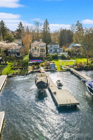 8772 Sand Point Way NE, Seattle, WA 98115