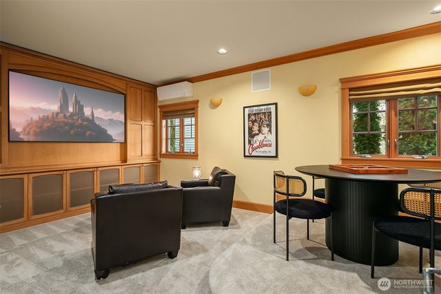 8772 Sand Point Way NE, Seattle, WA 98115