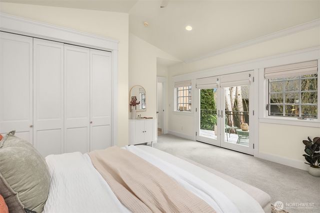 8772 Sand Point Way NE, Seattle, WA 98115