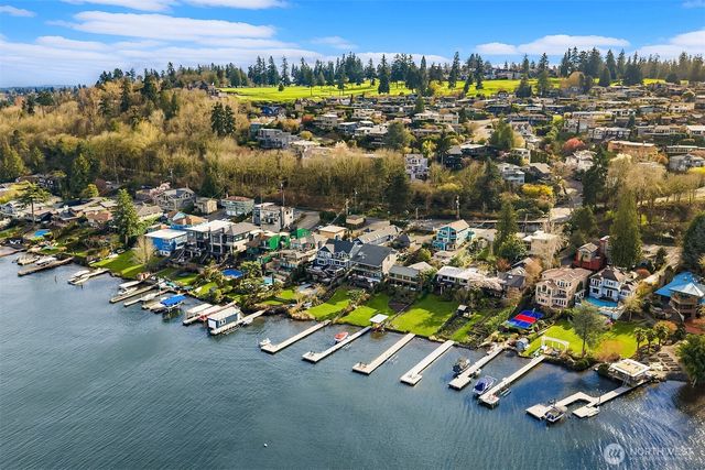 8772 Sand Point Way NE, Seattle, WA 98115