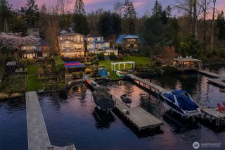 8772 Sand Point Way NE, Seattle, WA 98115