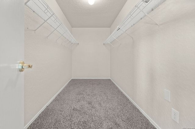 9131 LAGUNA FLS, San Antonio, TX 78251