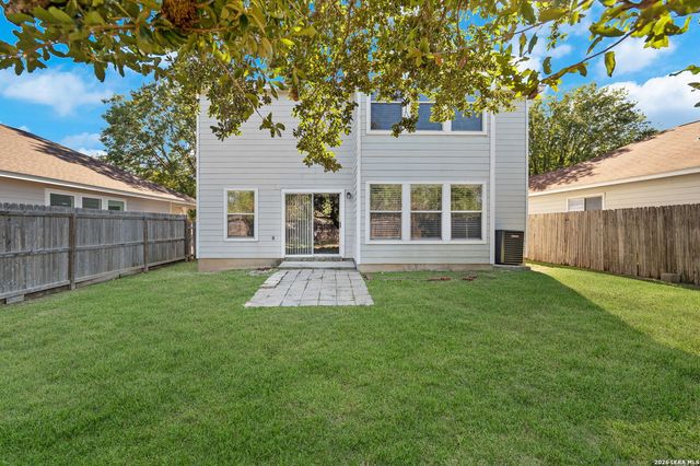 9131 LAGUNA FLS, San Antonio, TX 78251