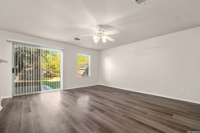 9131 LAGUNA FLS, San Antonio, TX 78251