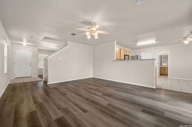 9131 LAGUNA FLS, San Antonio, TX 78251