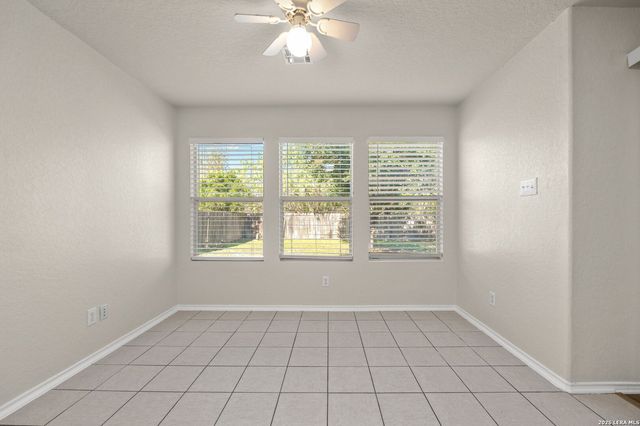 9131 LAGUNA FLS, San Antonio, TX 78251