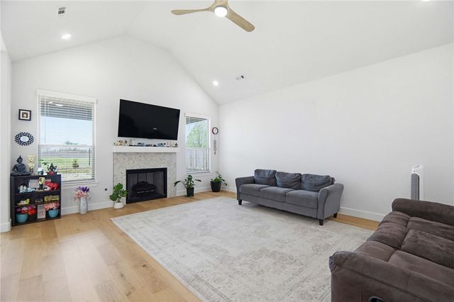 680 Abigail Street, Bentonville, AR 72713