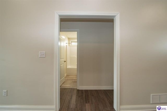 311 Valhalla Trace, Vine Grove, KY 40175