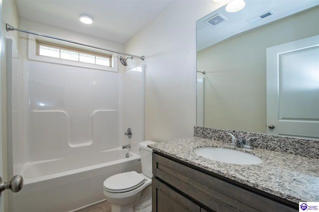 311 Valhalla Trace, Vine Grove, KY 40175