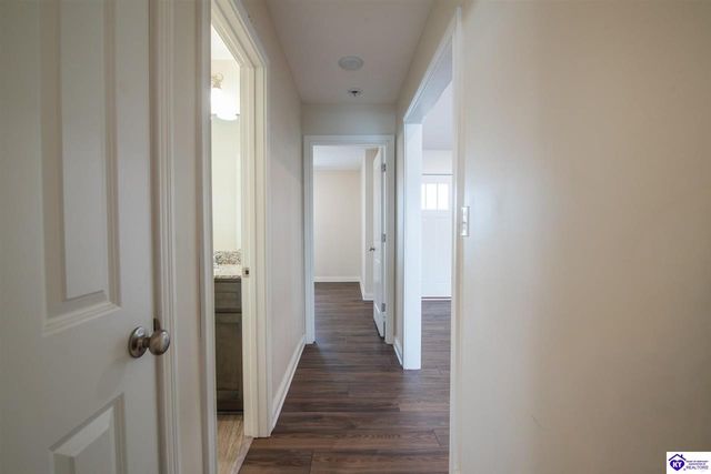 311 Valhalla Trace, Vine Grove, KY 40175