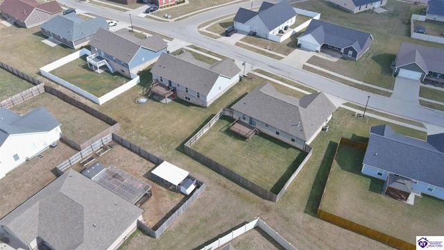 311 Valhalla Trace, Vine Grove, KY 40175