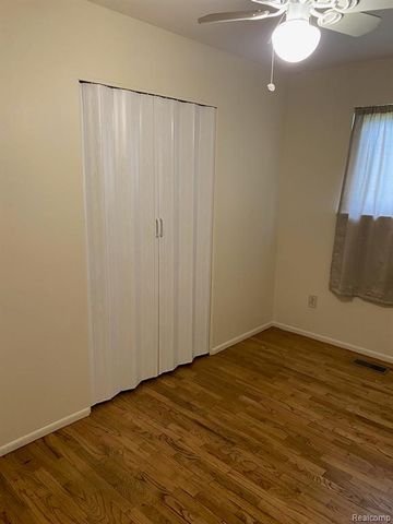 13251 Masonic Boulevard, Warren, MI 48088