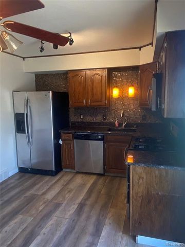13251 Masonic Boulevard, Warren, MI 48088