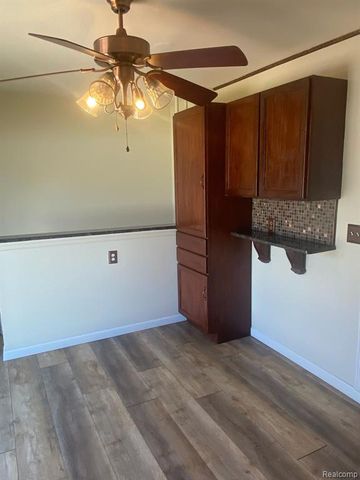 13251 Masonic Boulevard, Warren, MI 48088