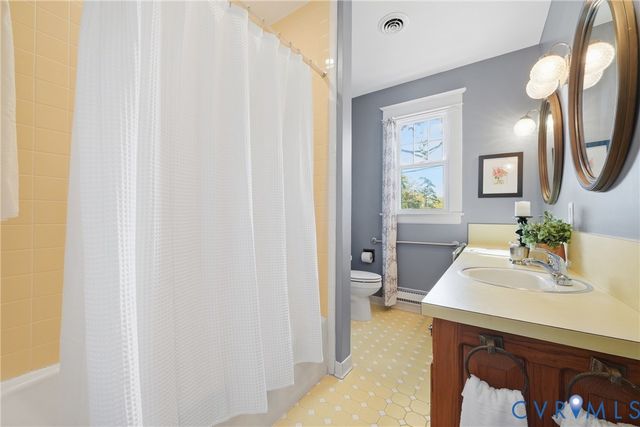 2406 McRae Rd, Richmond, VA 23235